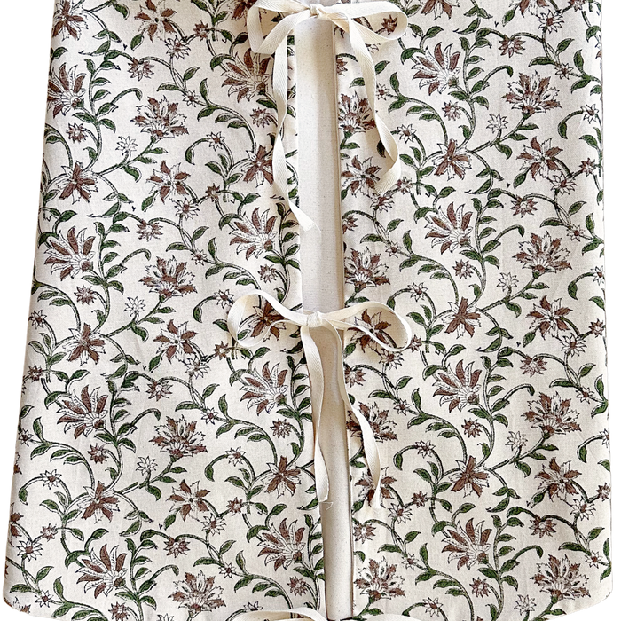 Amaryllis Block Print Christmas Tree Skirt