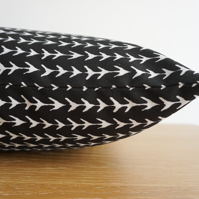 Vines Black Indoor\Outdoor Pillow Cover