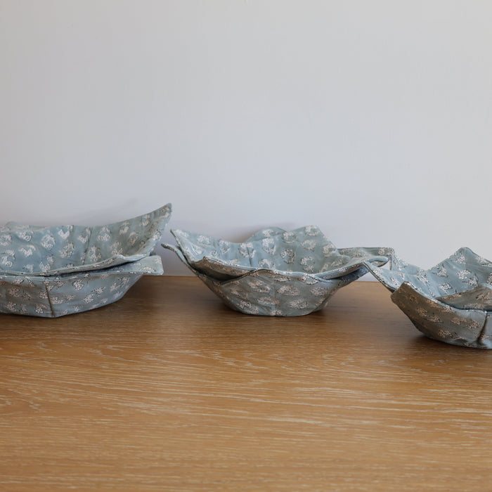 Gift Bundle 'Wooden Serving Tray, Bowl Cozy Set of 6, & Mini Clay Teapot