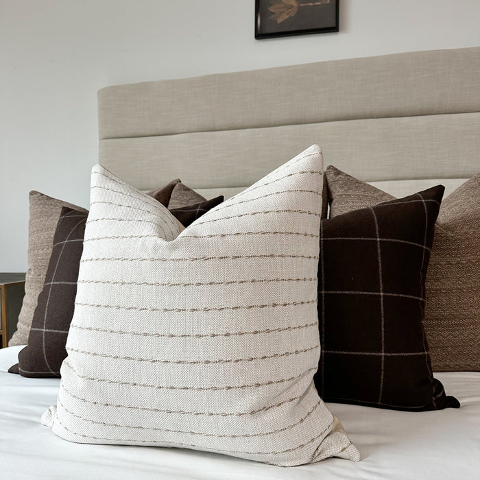 Eloa Neutral Pillow Cover