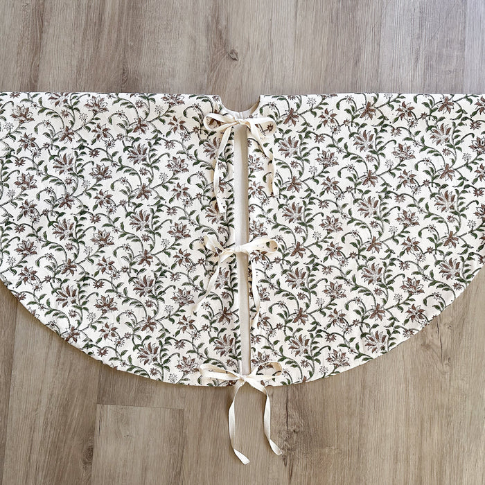 Amaryllis Block Print Christmas Tree Skirt