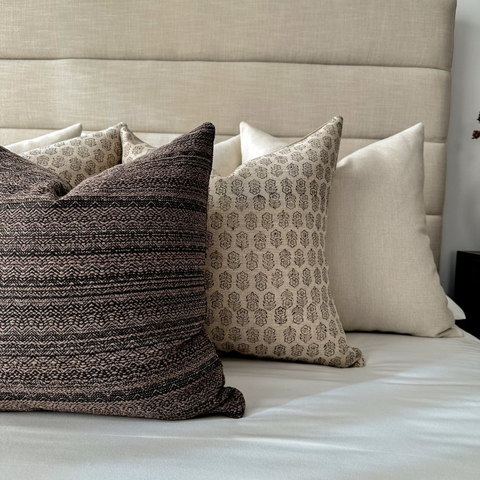 Bed Pillow Combo 'Warm Embrace'