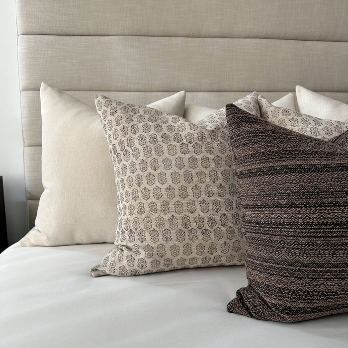 Bed Pillow Combo 'Warm Embrace'