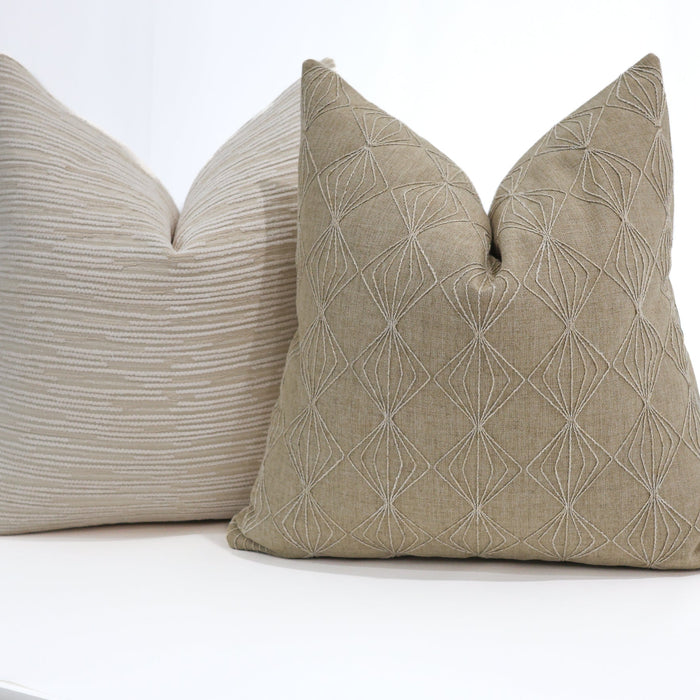 French Knots | Linen Pillow Cover